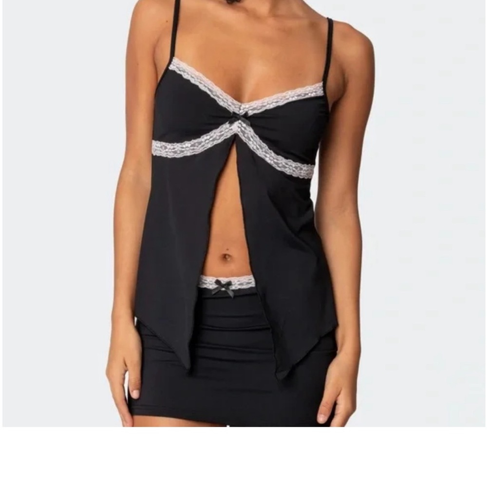 Elegant Black Lace Chemise prize includes the two piece top and bottom